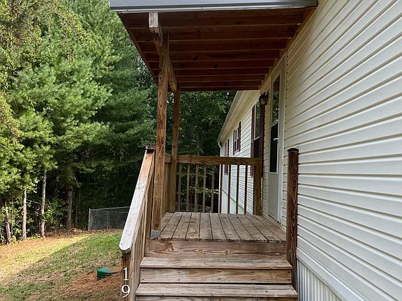 Photo - 19 Cool Waters Ln