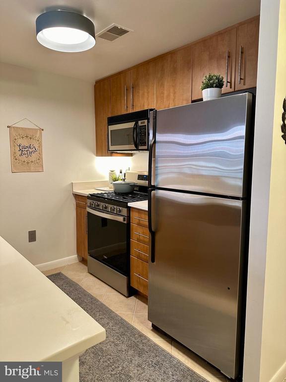 Photo - 1021 N Garfield St Apartamento Unidad 222