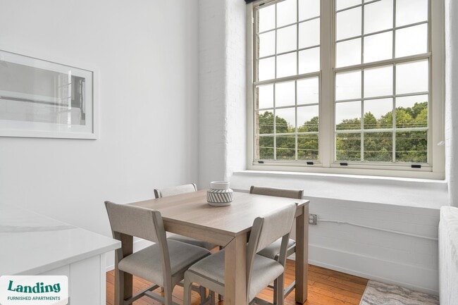 Photo - 31 Victor St Unit 241.1406469