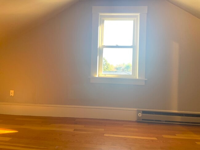 Photo - 557 Brunswick St