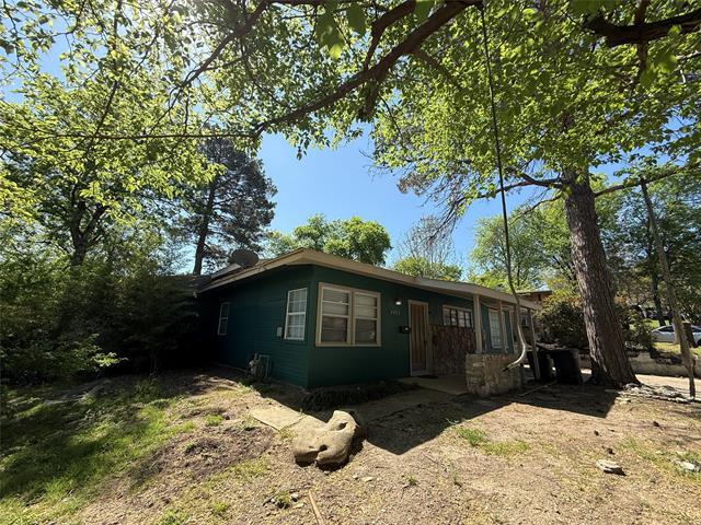 Photo - 4405 Lisbon St