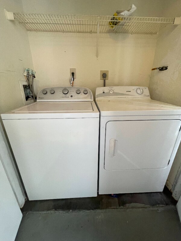 Photo - 2850 N Oakland Forest Dr Condo Unit 308