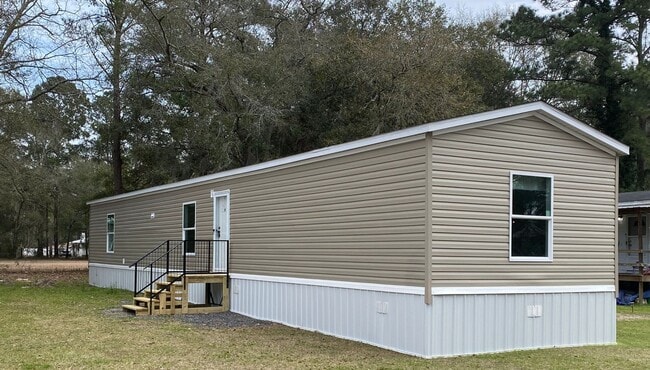 Building Photo - Blandford Living 2 Unit Lot 18