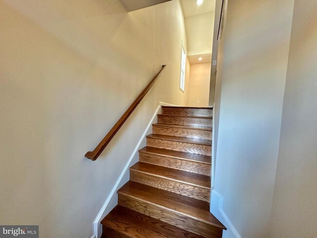 Photo - 6715 Pinchot Ln Townhome