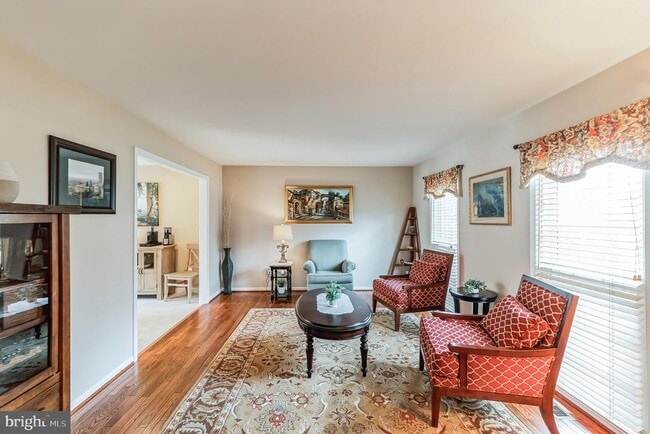 Photo - 8606 Etta Dr
