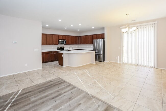 Photo - 6405 S 47th Dr