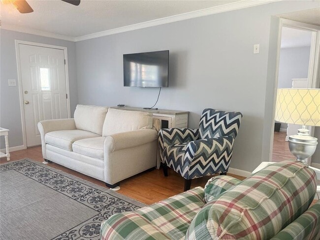 13157 Clay Ave