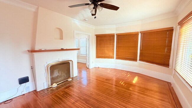 Photo - 3265 Liese Ave