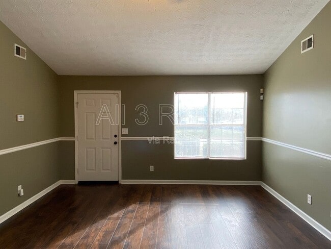 Photo - 6153 Lauren Ln