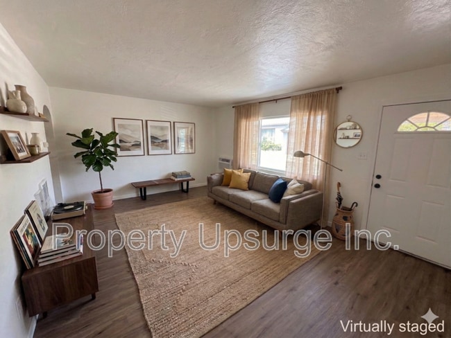 Photo - 2424 Court St