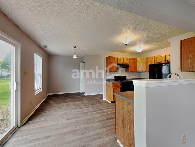 Photo - 1779 Feather Reed Ln
