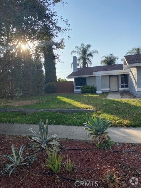 Building Photo - 1241 Pecos St Rental