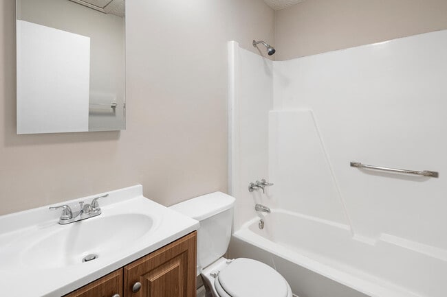 Cedar Chase Apartments