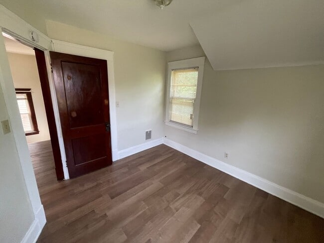 Photo - SECTION 8 and EDEN ACCEPTED!! Spacious New...