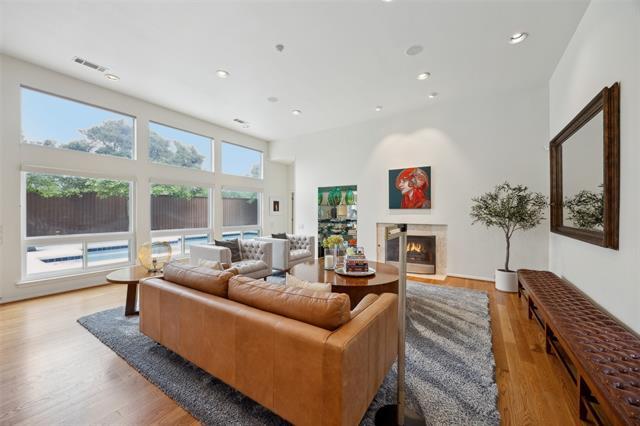 Photo - 3908 Cobblers Ln
