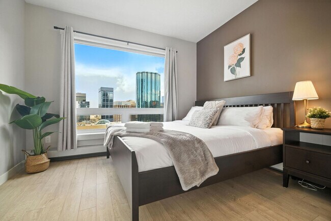 Photo - 10226-10104 104 Street NW Unit SI ID1564617P