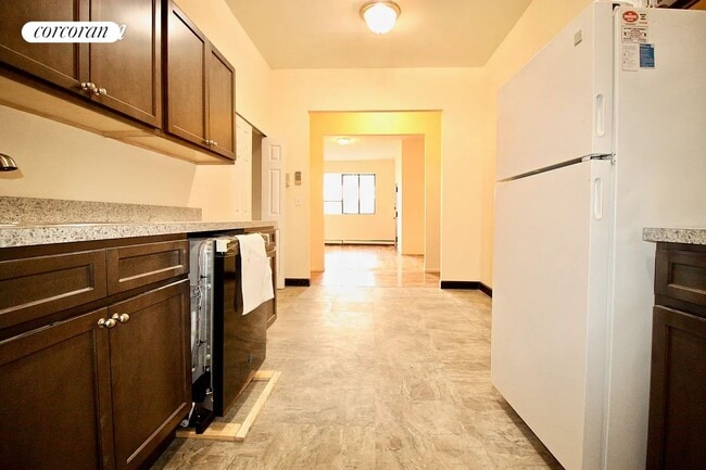 Photo - 272 Willoughby Ave