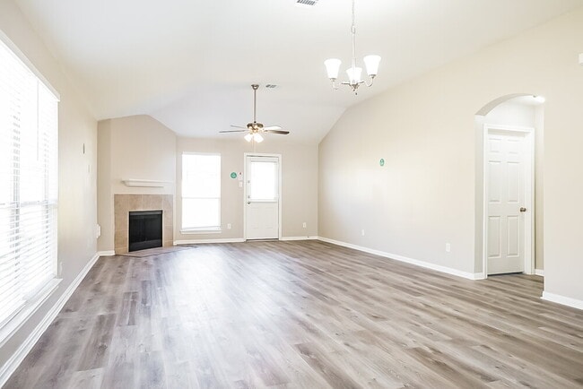 4011 Teal Vista Ct