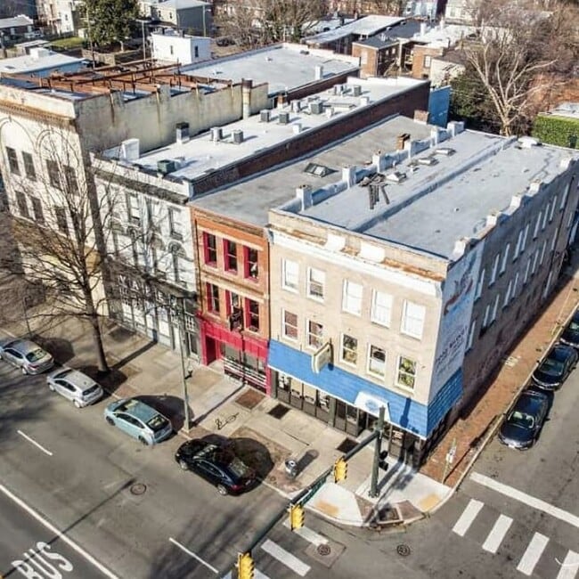 Photo - 404 W Broad St