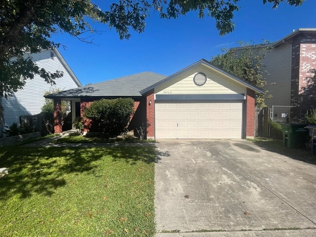 NICE 3 BEDROOM FEATURING AN ISLAND KITCHEN... - NICE 3 BEDROOM FEATURING AN ISLAND KITCHEN... House