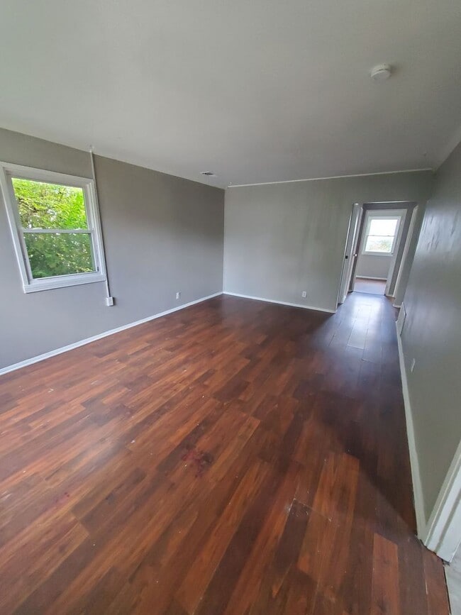 Photo - 5320 N 45th St