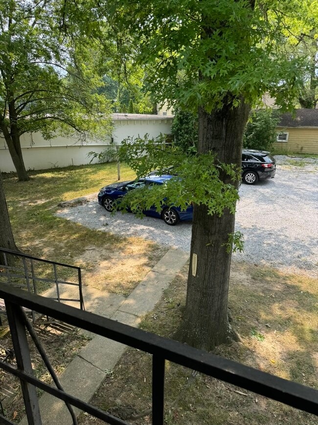 Photo - 600 Graham Rd Unidad #4