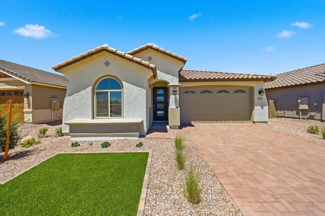 Building Photo - 16194 W Soft Wind Dr