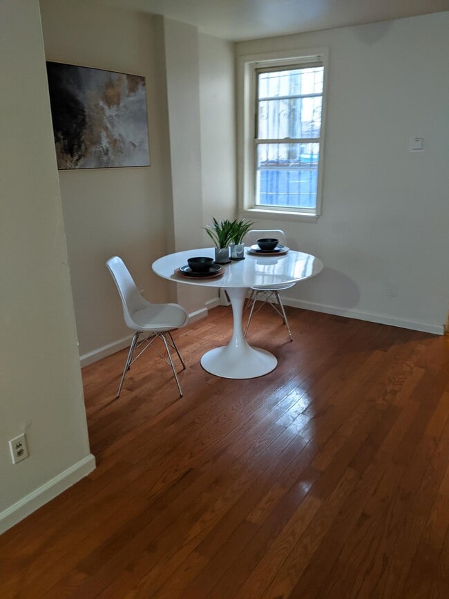 Photo - 1824 N Taney St