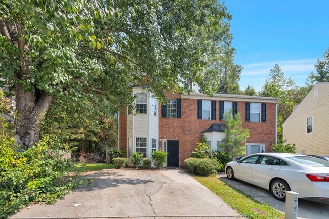 Building Photo - 5450 Hampton Ct Rental