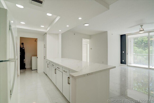 Photo - 9805 NW 52nd St Unit 407
