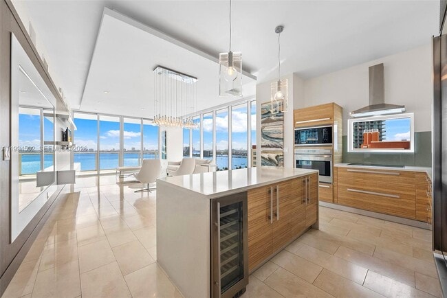 Photo - 2020 N Bayshore Dr Unit 1610