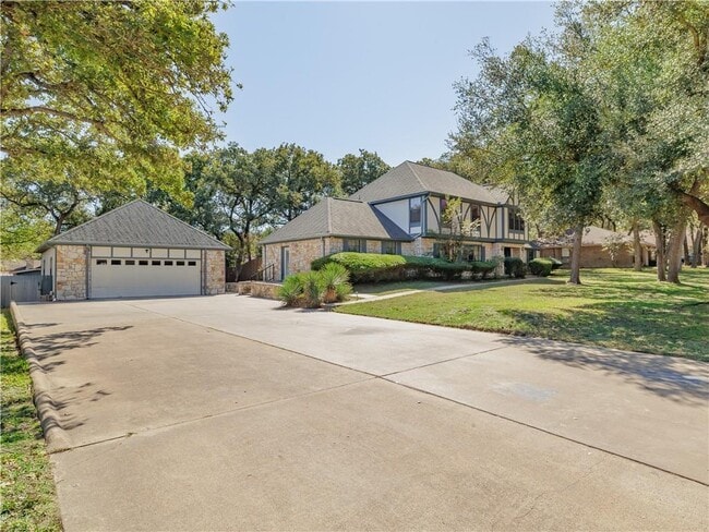 Photo - 1903 Yokley Rd