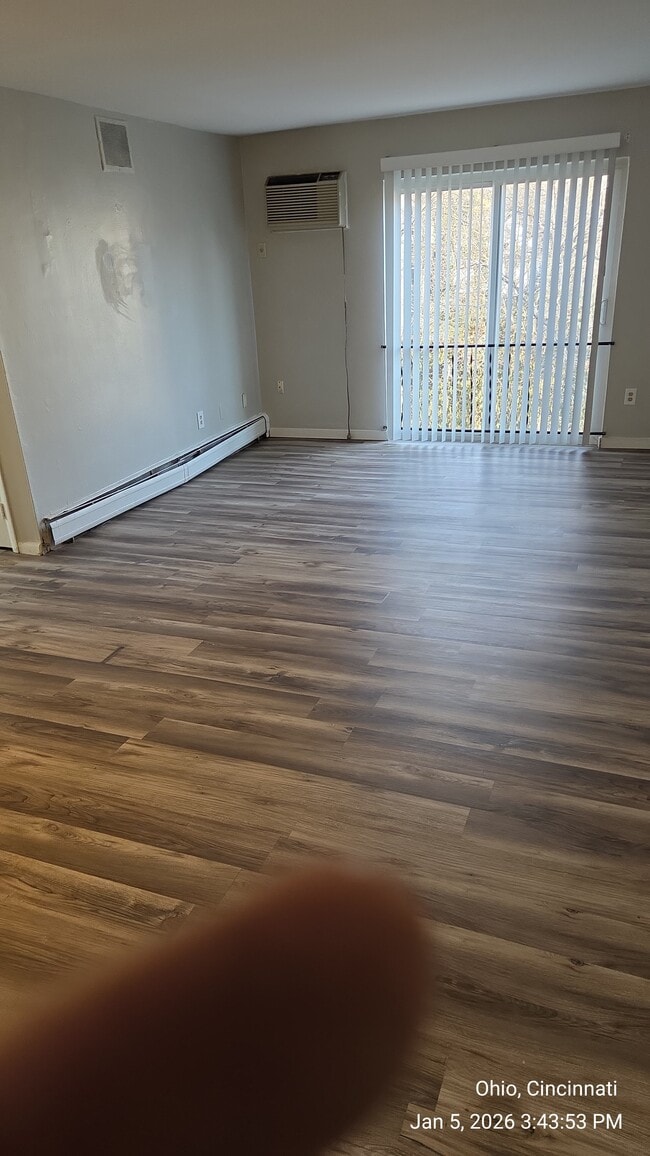 Photo - 1809-1813 Mears Ave