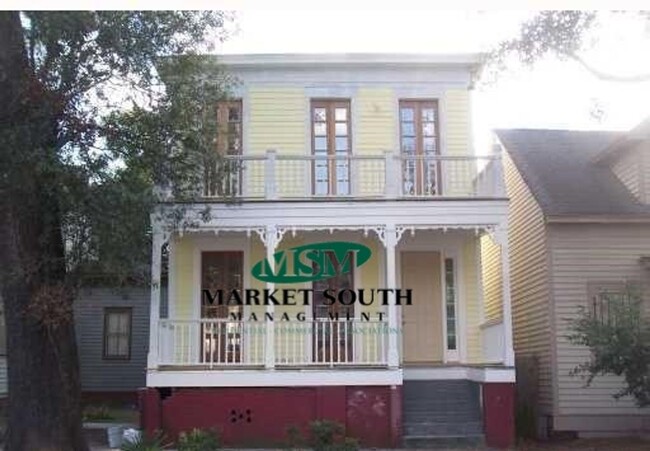 FURNISHED RENTAL ON HENRY - FURNISHED RENTAL ON HENRY