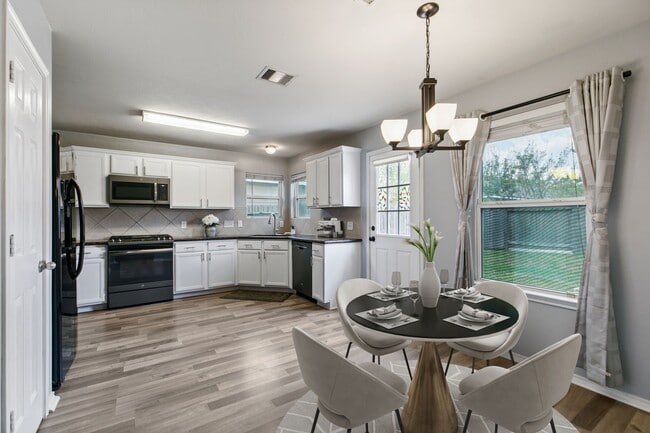 Building Photo - 8610 Twillingate Ln