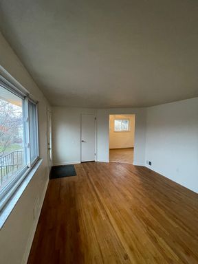 Photo - Charming 3 bed, 2 bath with finished basement!