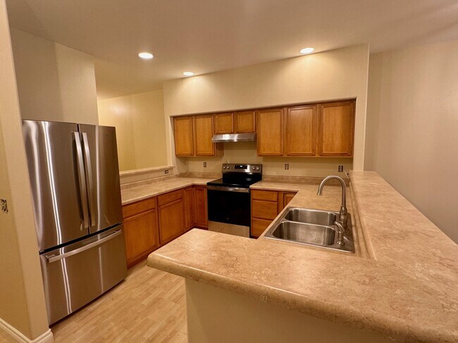 Photo - 2120 Mead Ln