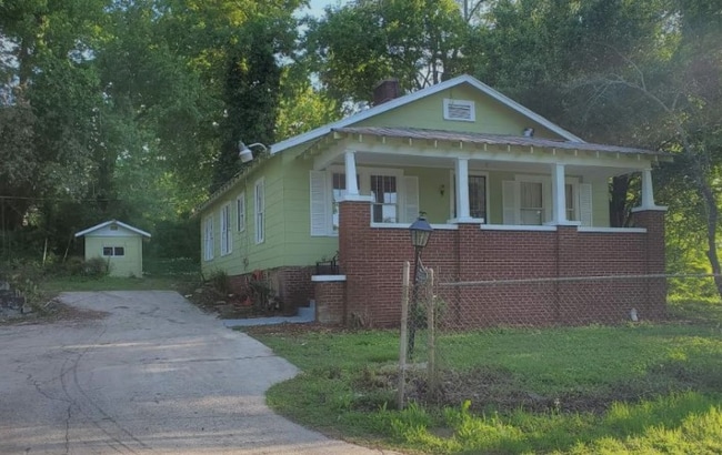 Photo - 3515 Carver Ave SW