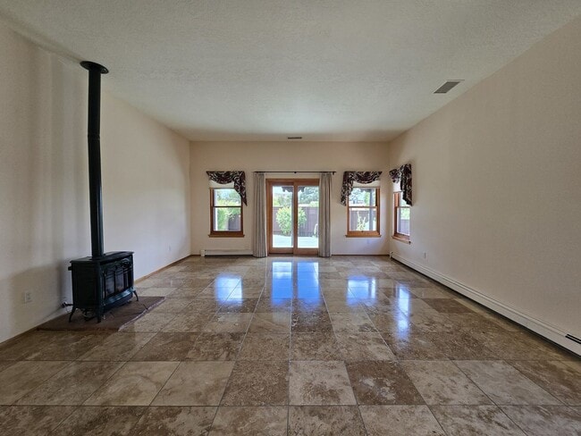 Building Photo - 2874 Plaza Amarilla