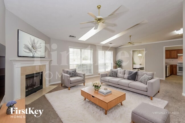 Photo - 799 Avalon Forest Way