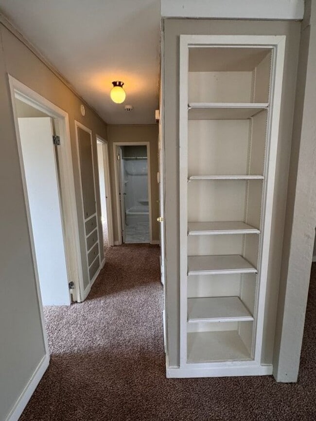 Photo - 3 bed, 1 bath home for rent in Moore near Santa Fe and NW 27th Street, New paint, and flooring!