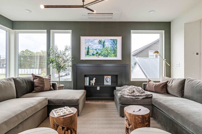 Photo - 1117 3rd Ave S Unit ID1366312P