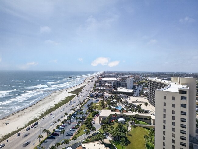Building Photo - 5220 Seawall Blvd Unit 735