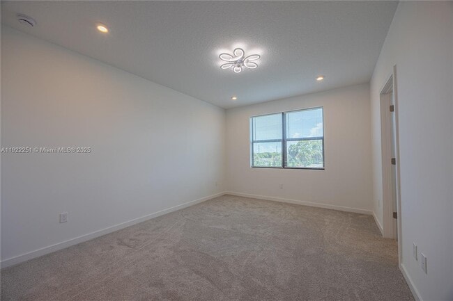 Photo - 7040 Channing Ave