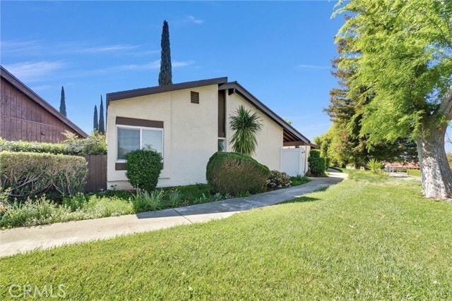 Building Photo - 36156 Senna Cir