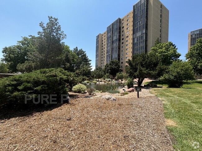 Building Photo - 7877 E Mississippi Ave Unit Apt 605