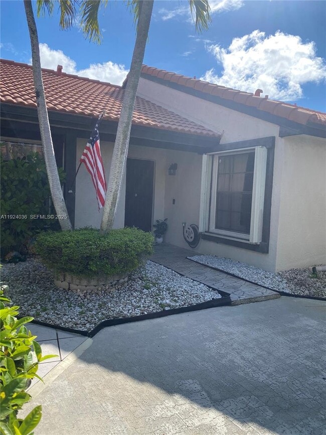 Photo - 4841 SW 152nd Ct