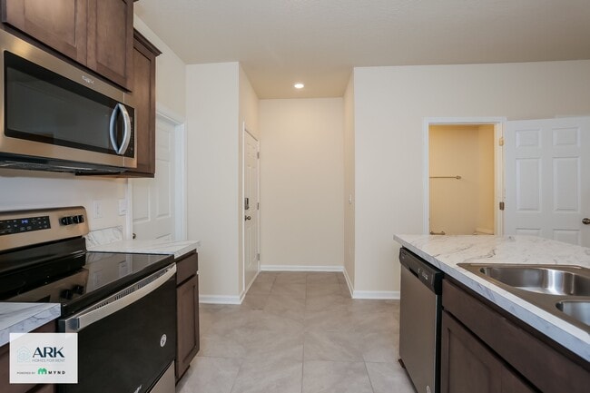 Photo - 86824 Mainline Rd