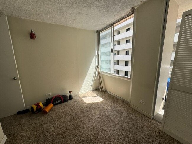 Photo - 2415 Ala Wai Blvd