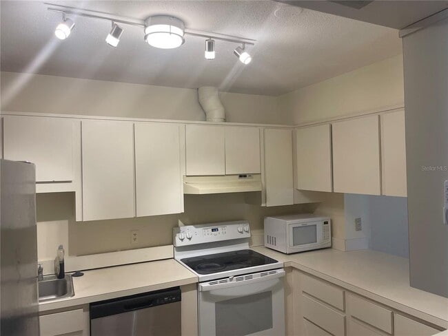 Photo - 1200 Tarpon Woods Blvd Unit Q9